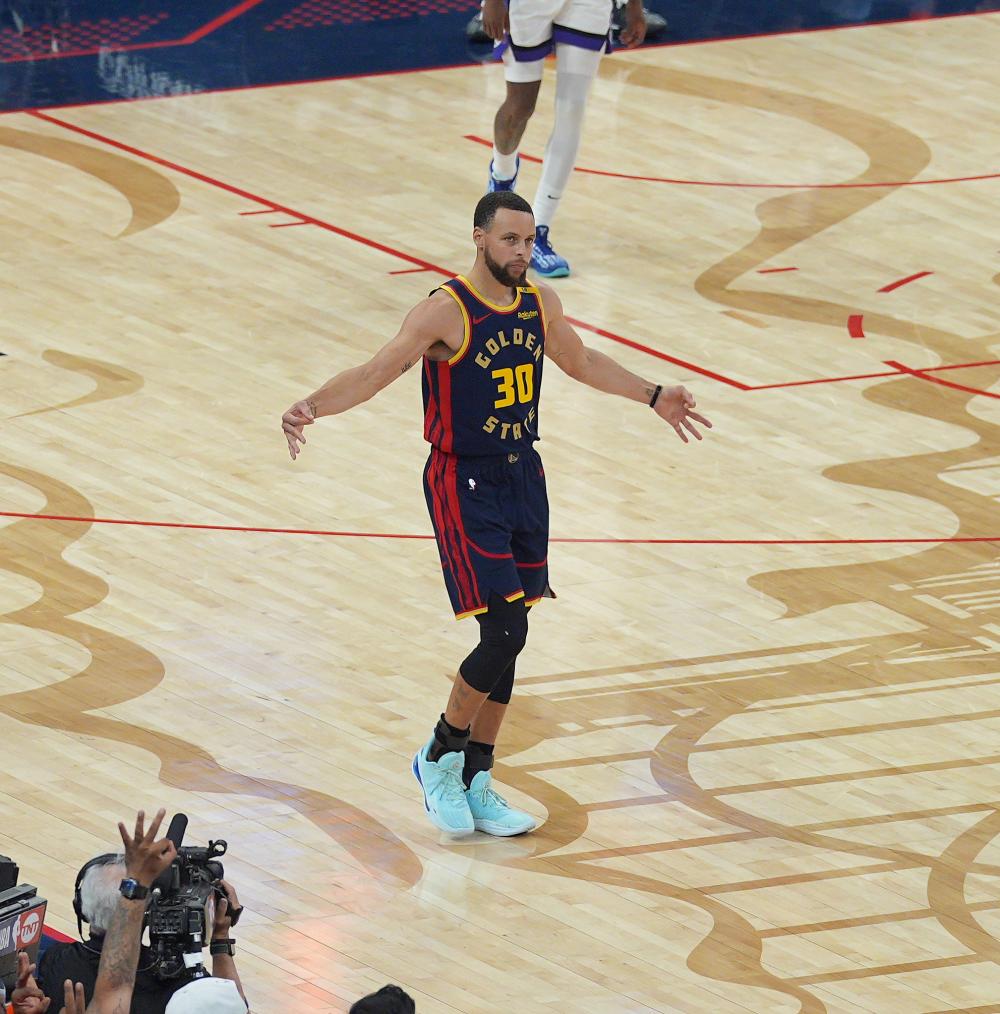 更成为球迷 更成为球迷